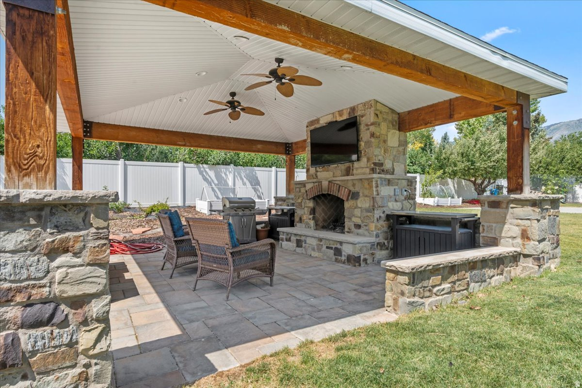 WESTFIELD OAKS PH IV - Residential