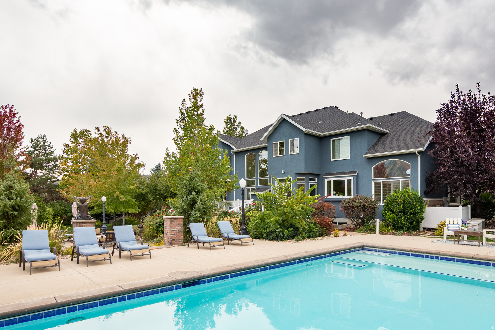 WESTFIELD OAKS PH IV - Residential