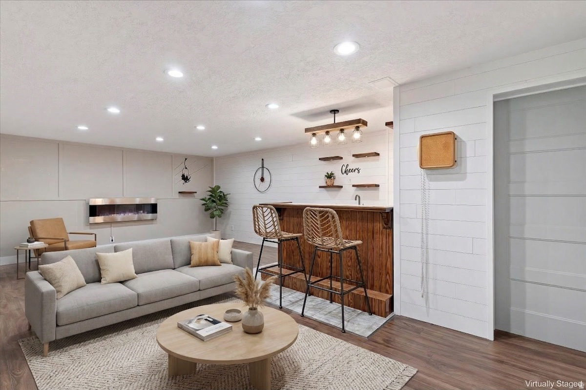 CHERRY HILL - Residential