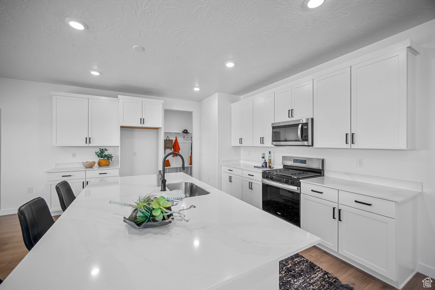 OLD SORREL RANCH - Residential