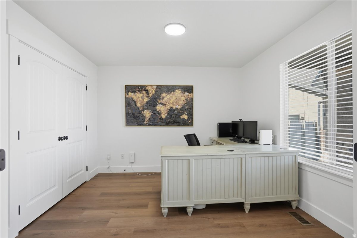 JORDAN HEIGHTS - Residential