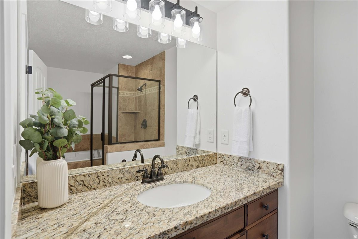 JORDAN HEIGHTS - Residential