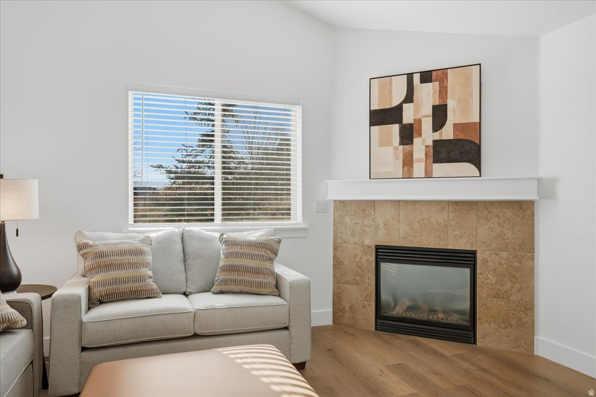 JORDAN HEIGHTS - Residential