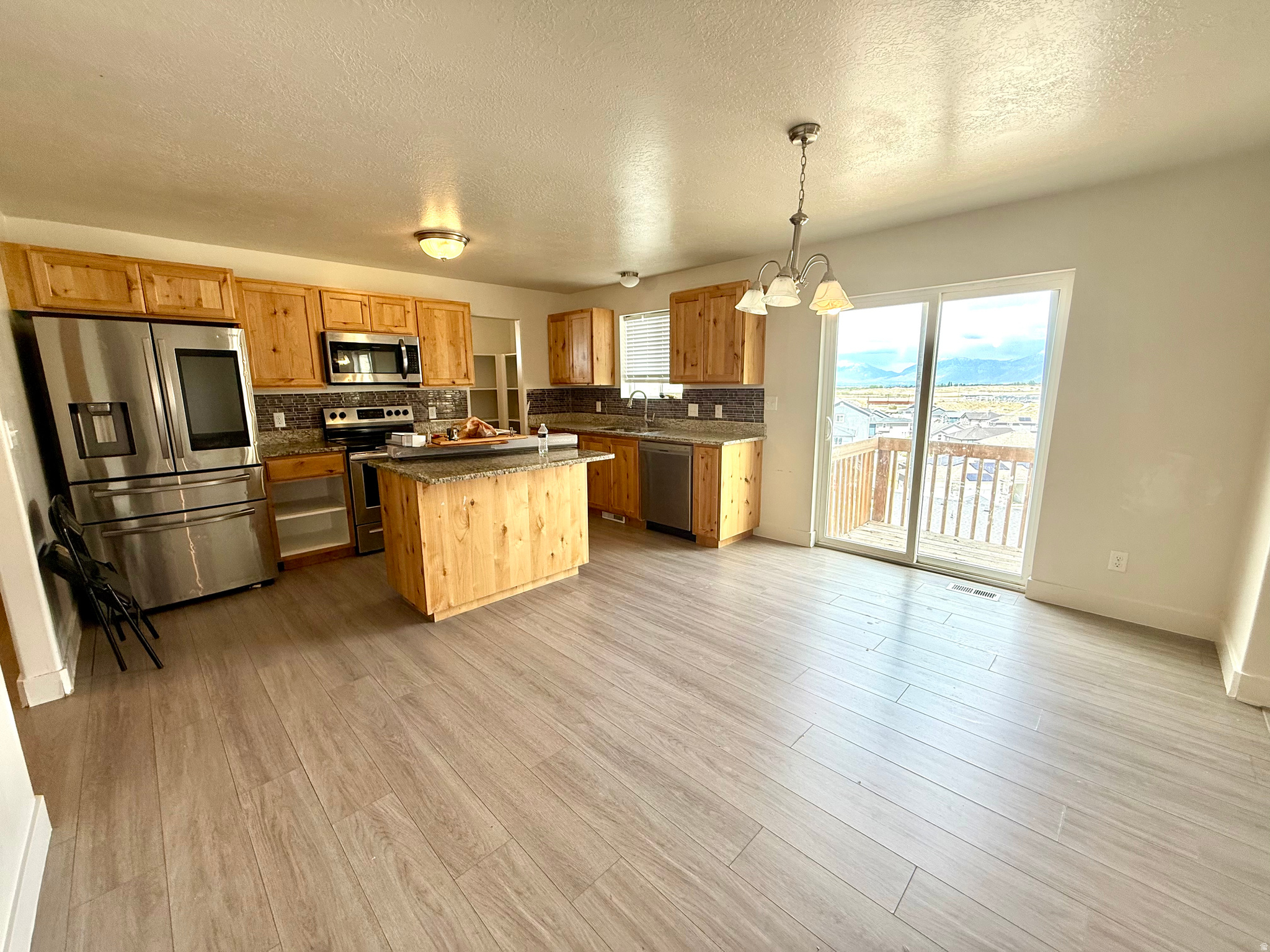 RIDGE - Residential