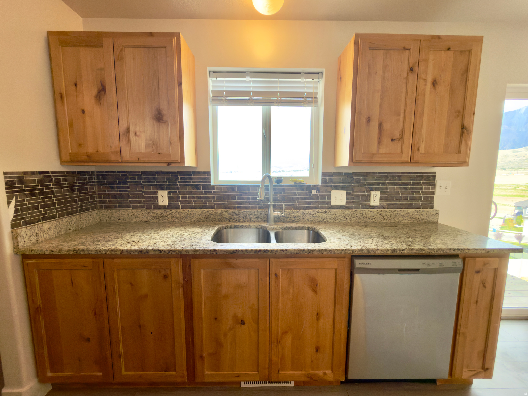 RIDGE - Residential