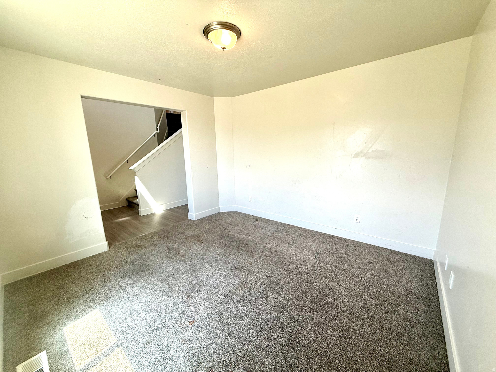 RIDGE - Residential