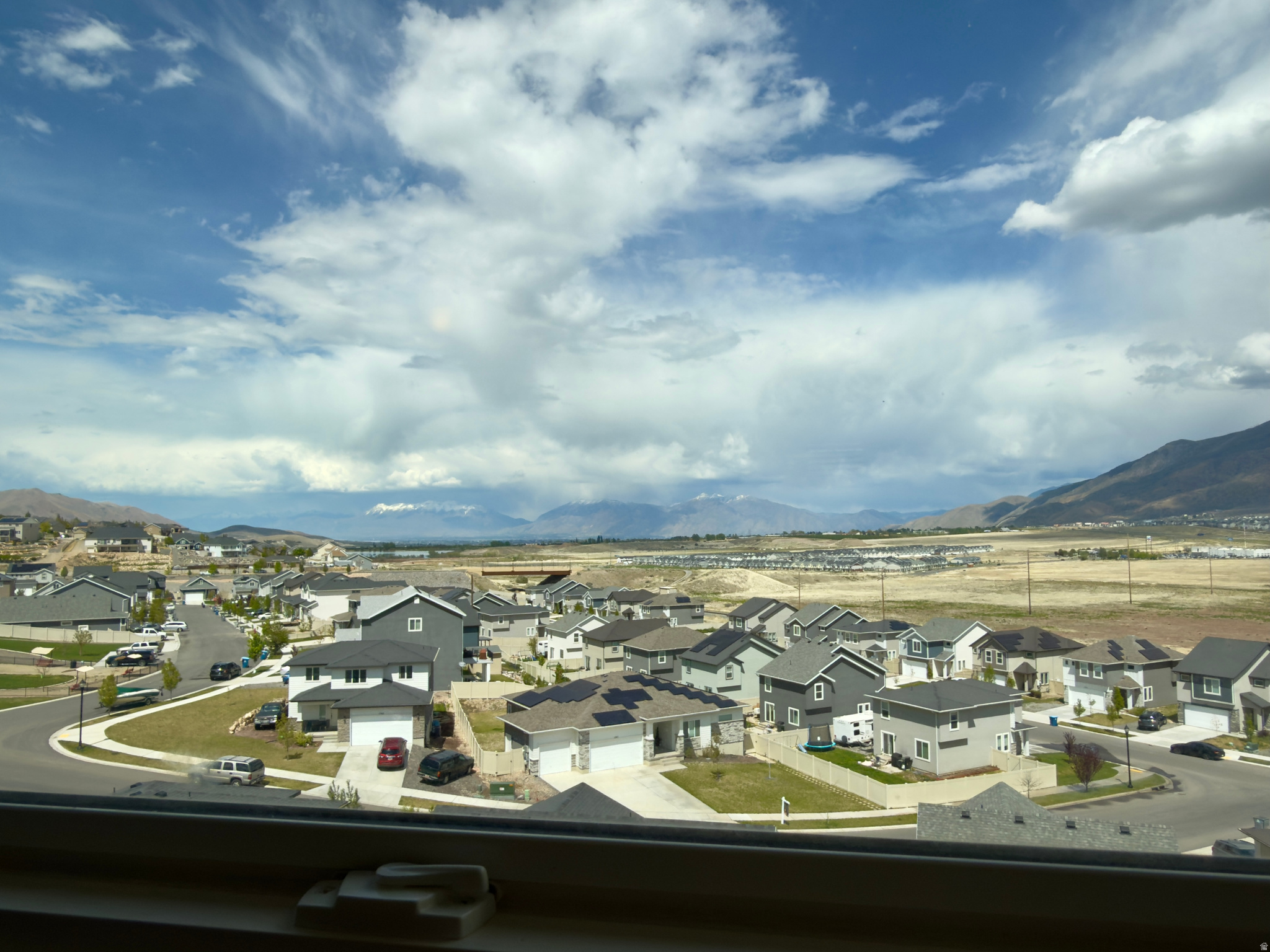 RIDGE - Residential