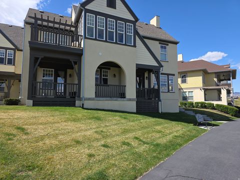 Tiny photo for 4658 W BOATHOUSE CIR S, South Jordan, UT 84009 (MLS # 2149429)