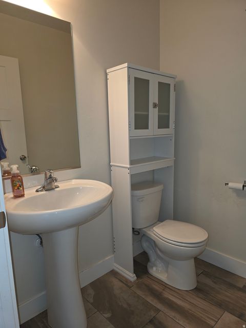 Tiny photo for 4658 W BOATHOUSE CIR S, South Jordan, UT 84009 (MLS # 2149429)