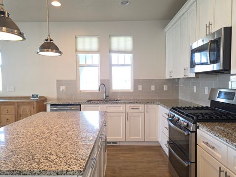 Tiny photo for 4658 W BOATHOUSE CIR S, South Jordan, UT 84009 (MLS # 2149429)