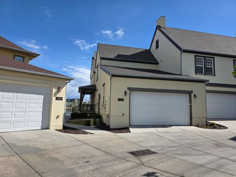 Tiny photo for 4658 W BOATHOUSE CIR S, South Jordan, UT 84009 (MLS # 2149429)