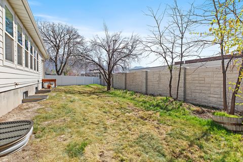 Tiny photo for 645 W 920 N, Orem, UT 84057 (MLS # 2145034)