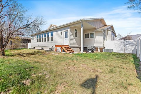 Tiny photo for 645 W 920 N, Orem, UT 84057 (MLS # 2145034)
