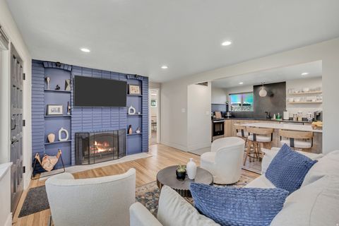 Tiny photo for 8546 S 1330 E, Sandy, UT 84093 (MLS # 2143306)