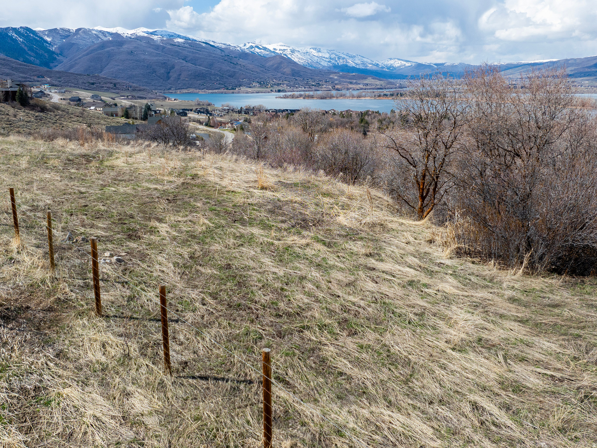 BURDOCK POINT - Land
