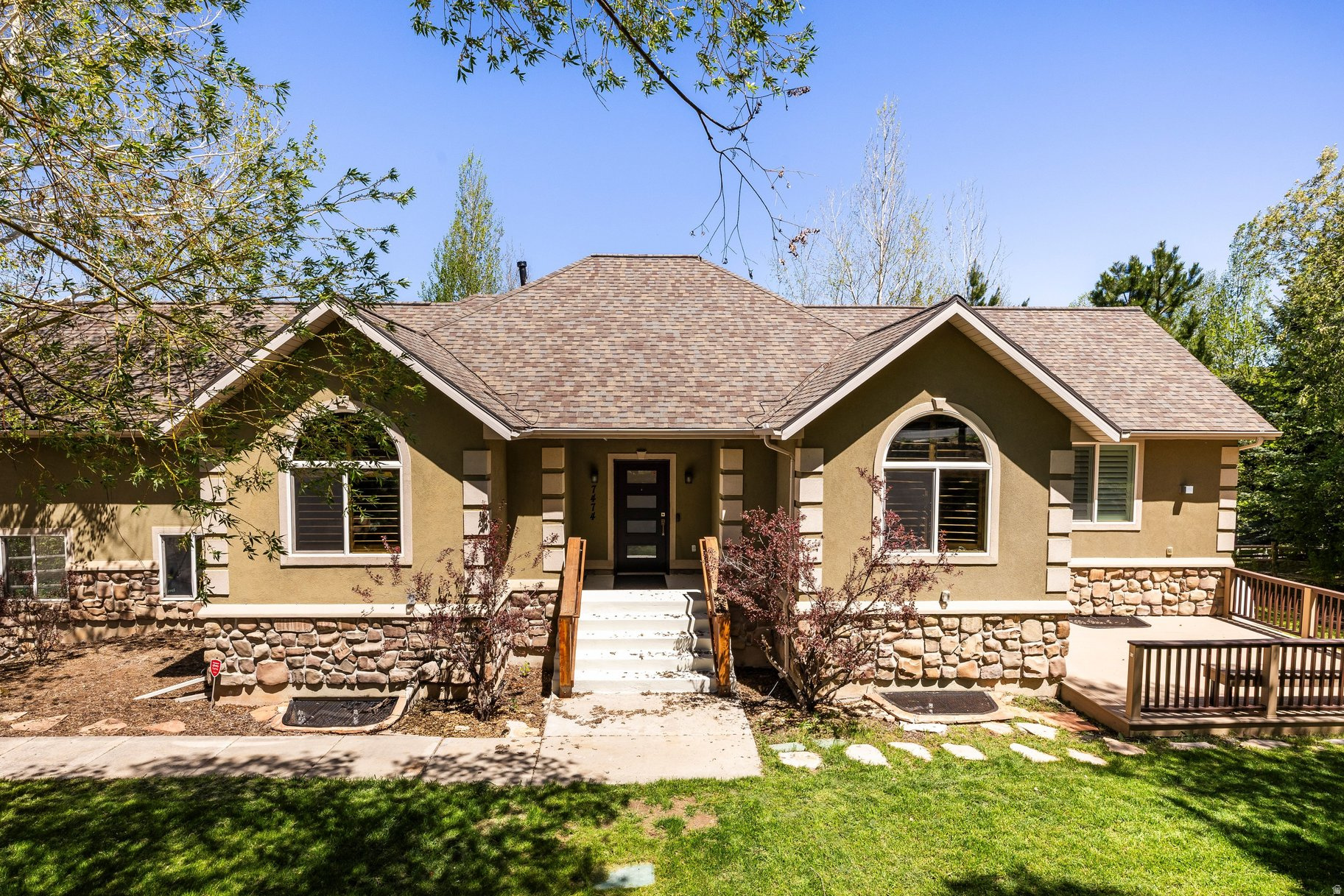 HIGH MEADOWS AT PINEBROOK - Residential