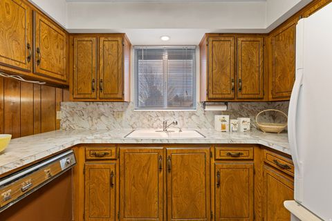 Tiny photo for 5862 S 3200 W, Spanish Fork, UT 84660 (MLS # 2128015)