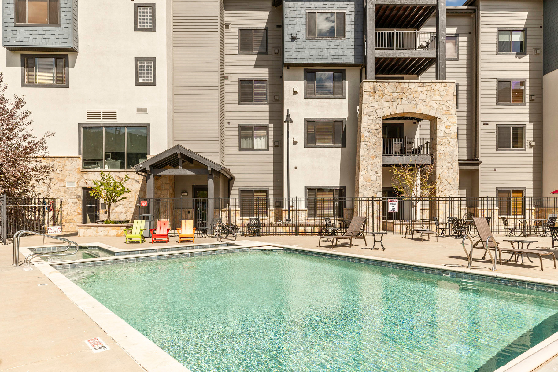 SILVERADO LODGE - Residential