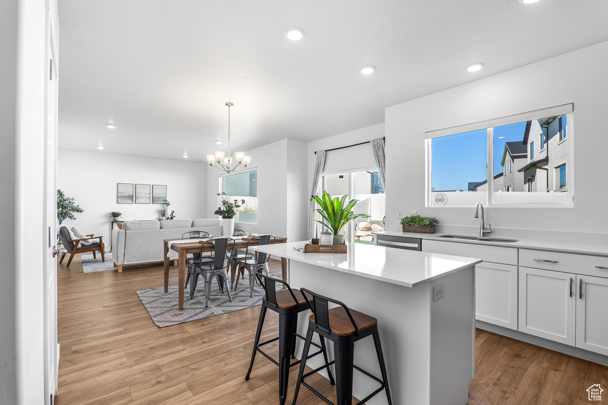 QUIET VALLEY - Residential