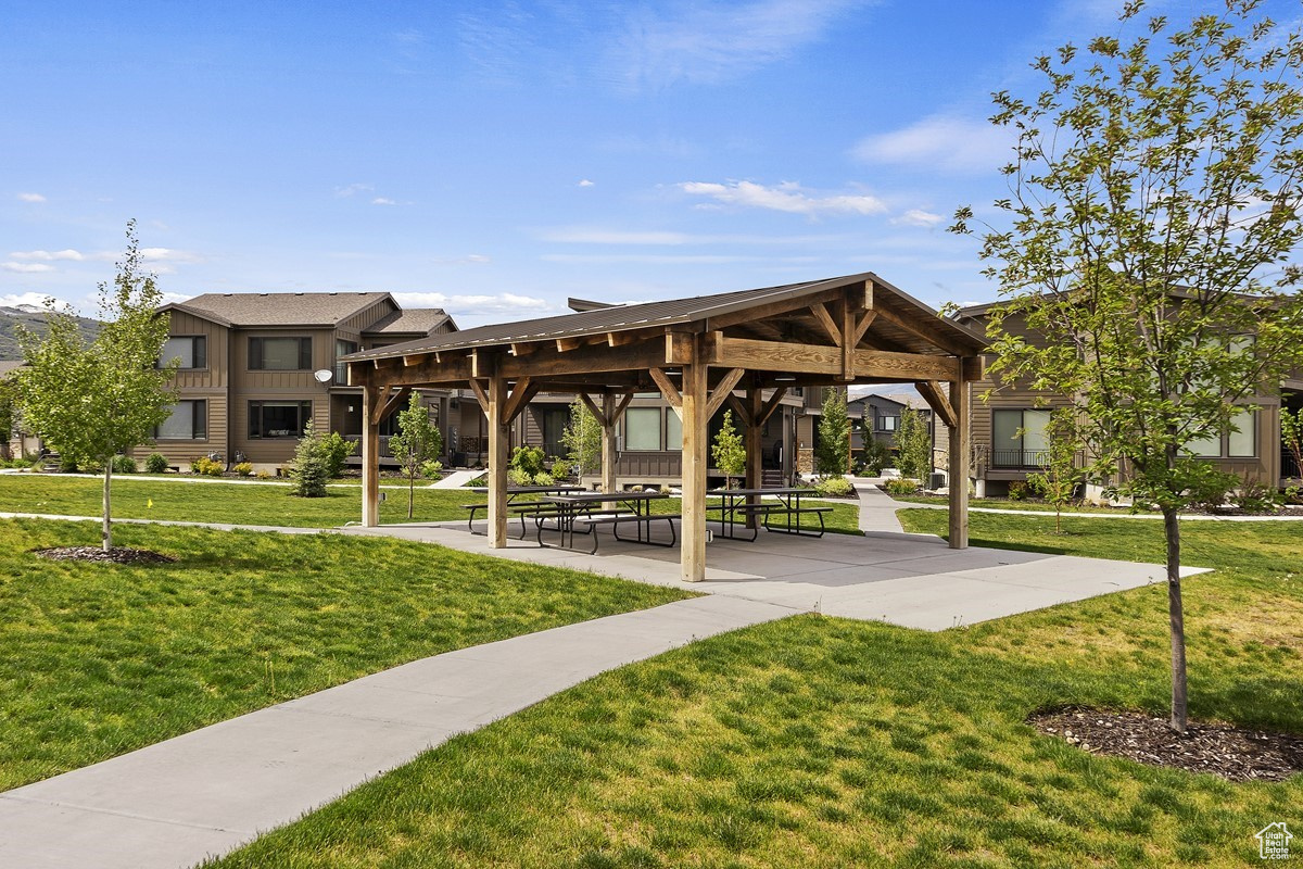 819 S Edgewater Ct #9, Huntsville, Utah image 40