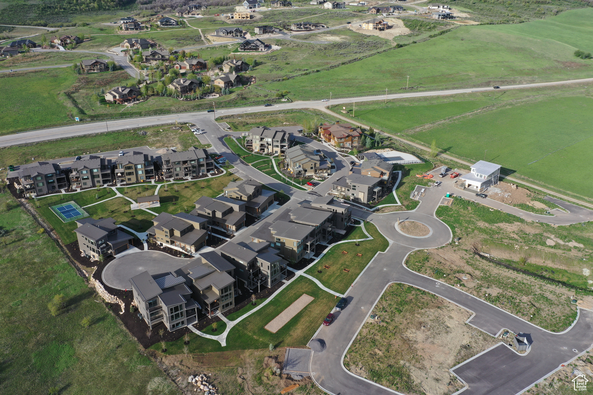 819 S Edgewater Ct #9, Huntsville, Utah image 38