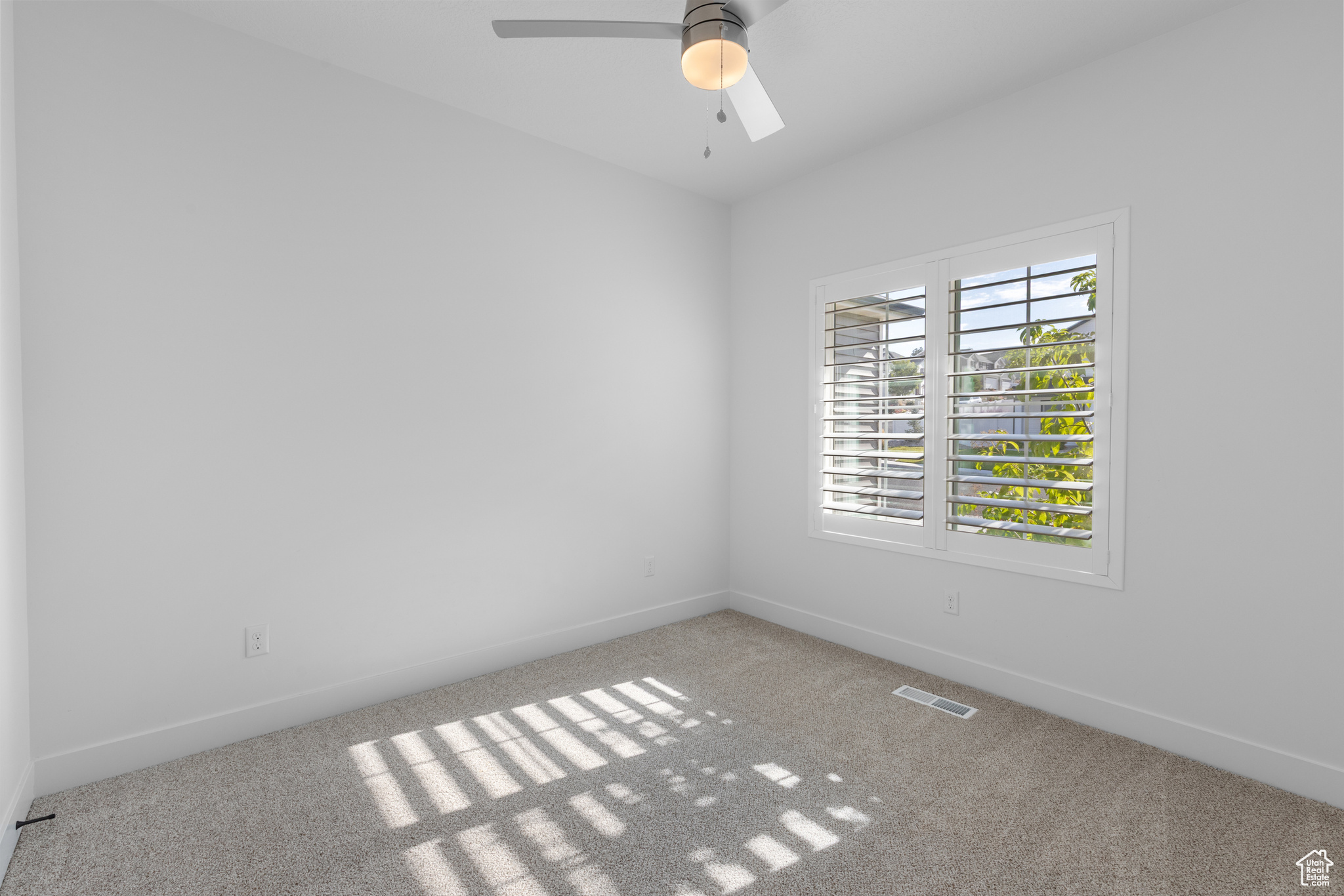 CRESCENT HILLS - Residential