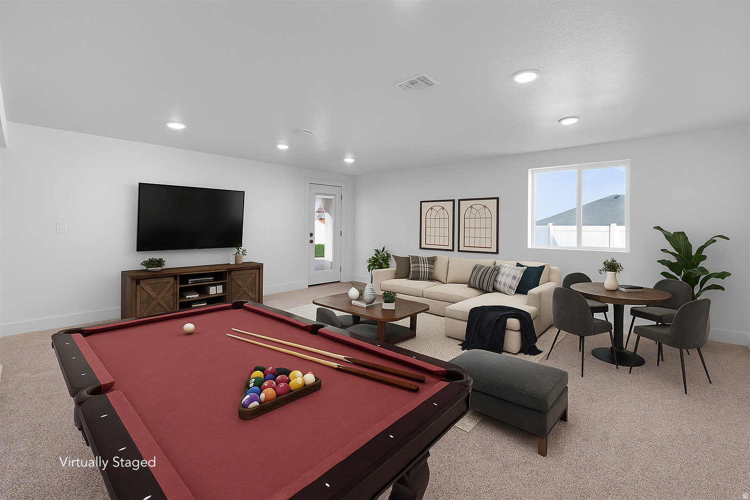 CRESCENT HILLS - Residential