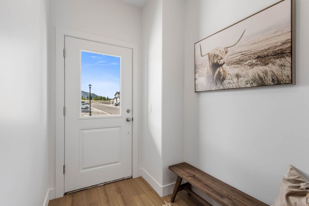 Photo of 646 W CAROLES WAY #5, Tooele, UT 84074 (MLS # 2155831)