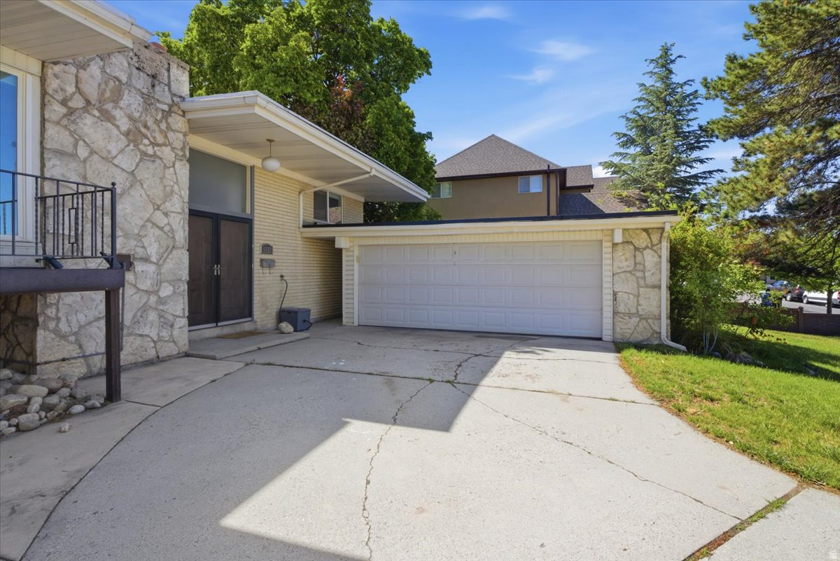 NEWTOPIA ACRES - Residential