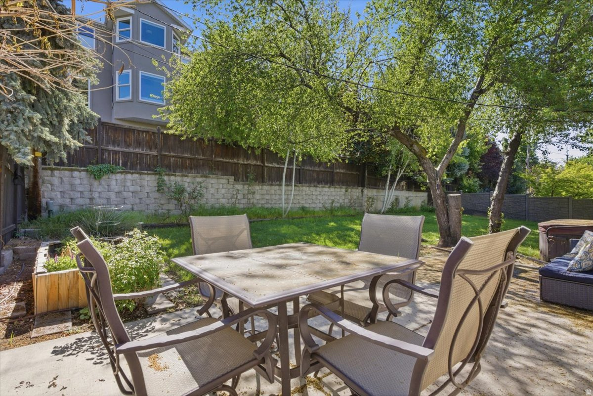 NEWTOPIA ACRES - Residential