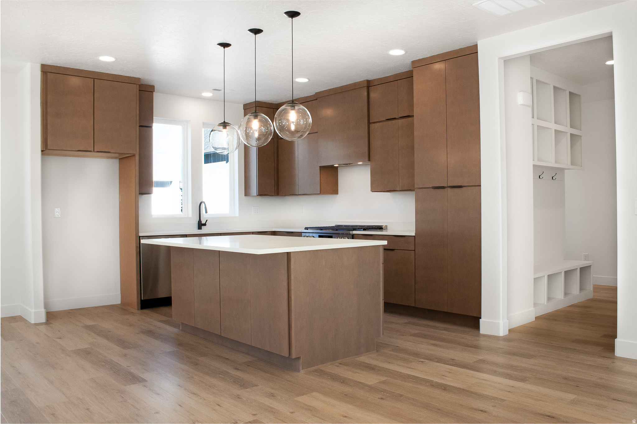 DAYBREAK - Residential