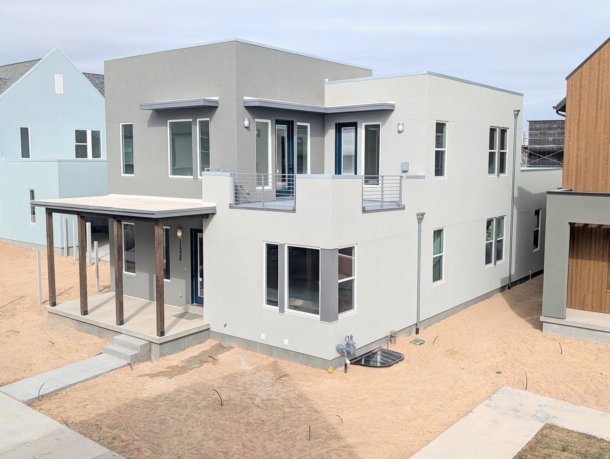 DAYBREAK - Residential