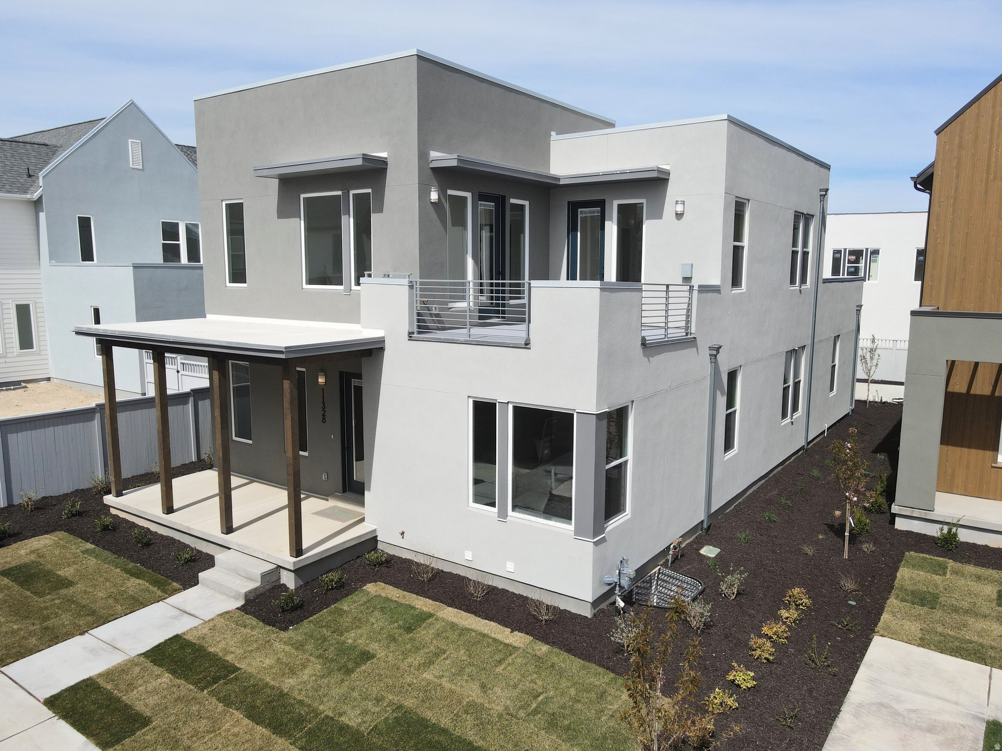 DAYBREAK - Residential