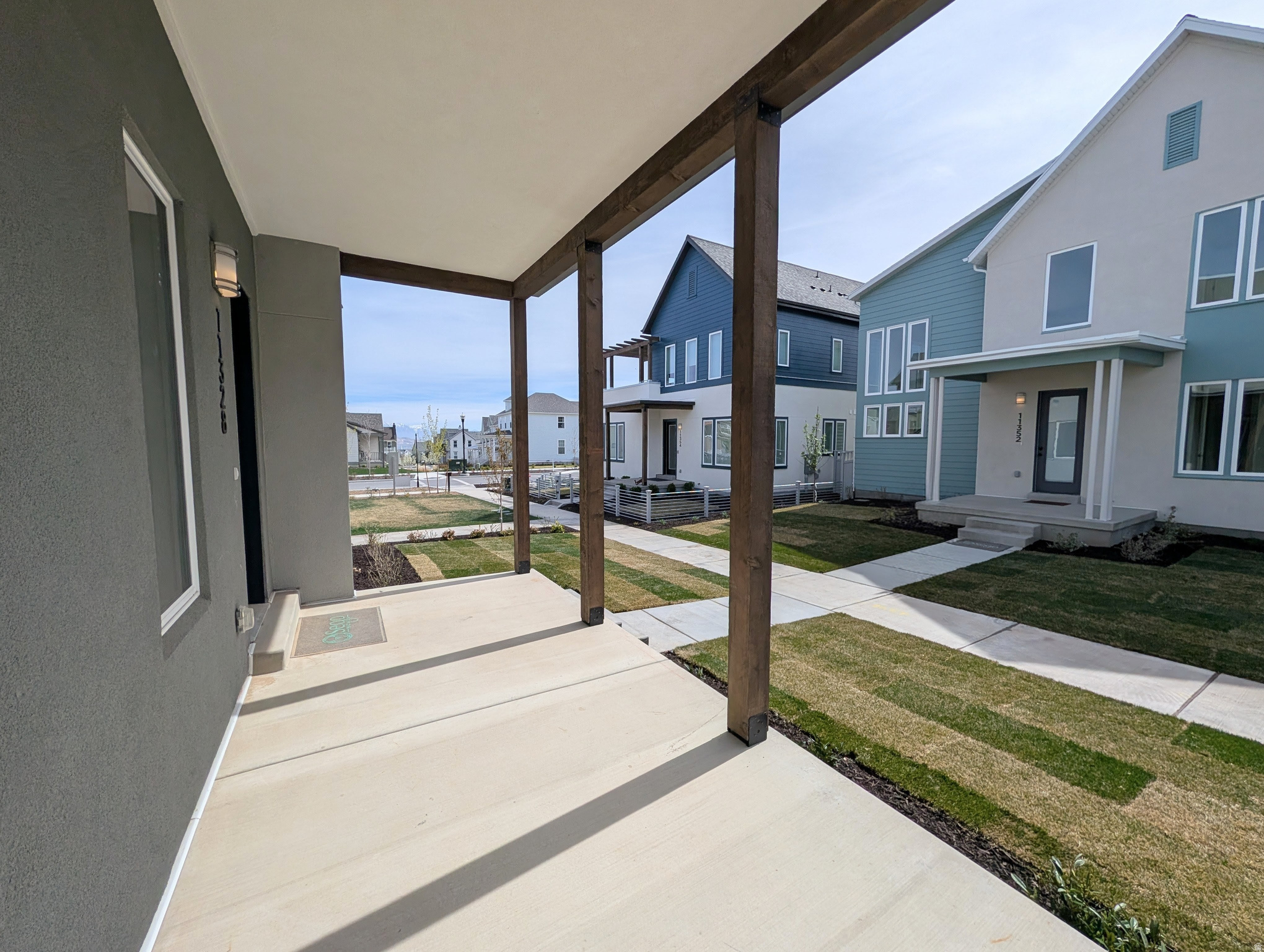 DAYBREAK - Residential