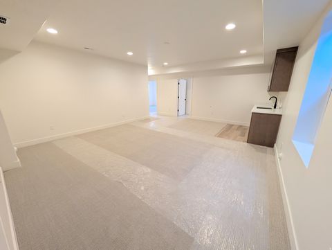 Tiny photo for 11328 S SILVER POND DR W #321, South Jordan, UT 84009 (MLS # 2136802)