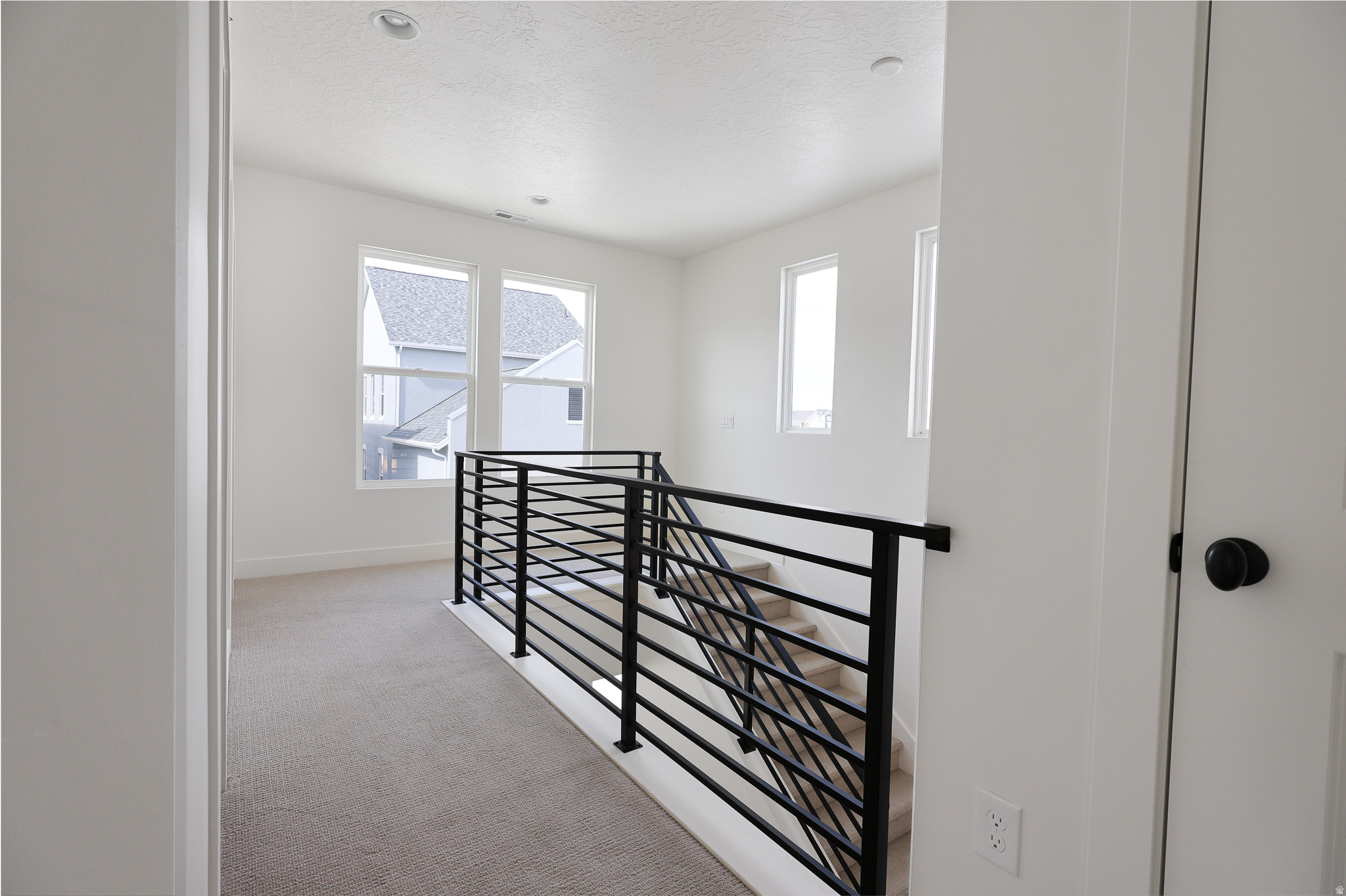 DAYBREAK - Residential