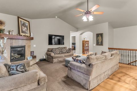 Tiny photo for 816 N 2700 W, Layton, UT 84041 (MLS # 2147868)