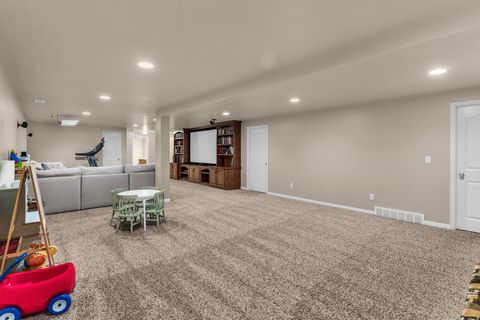 Tiny photo for 816 N 2700 W, Layton, UT 84041 (MLS # 2147868)