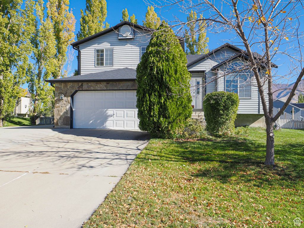 Photo of 133 N LAKEVIEW Dr W #39, Stansbury Park, UT 84074 (MLS # 2119593)