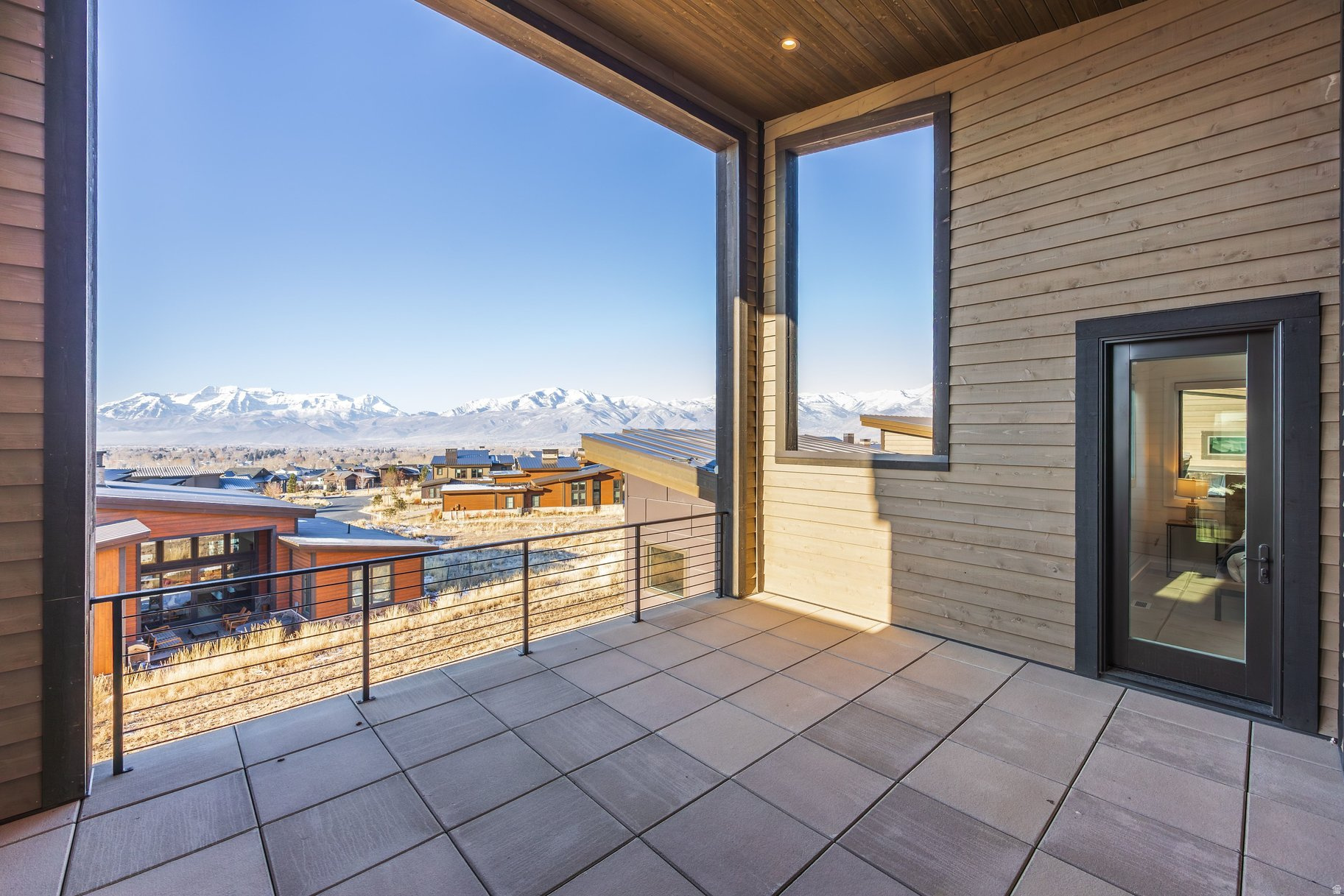 RED LEDGES - Residential