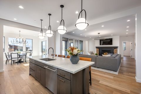 Tiny photo for 1746 E THOMPSON PEAK CIR, Heber City, UT 84032 (MLS # 2132677)