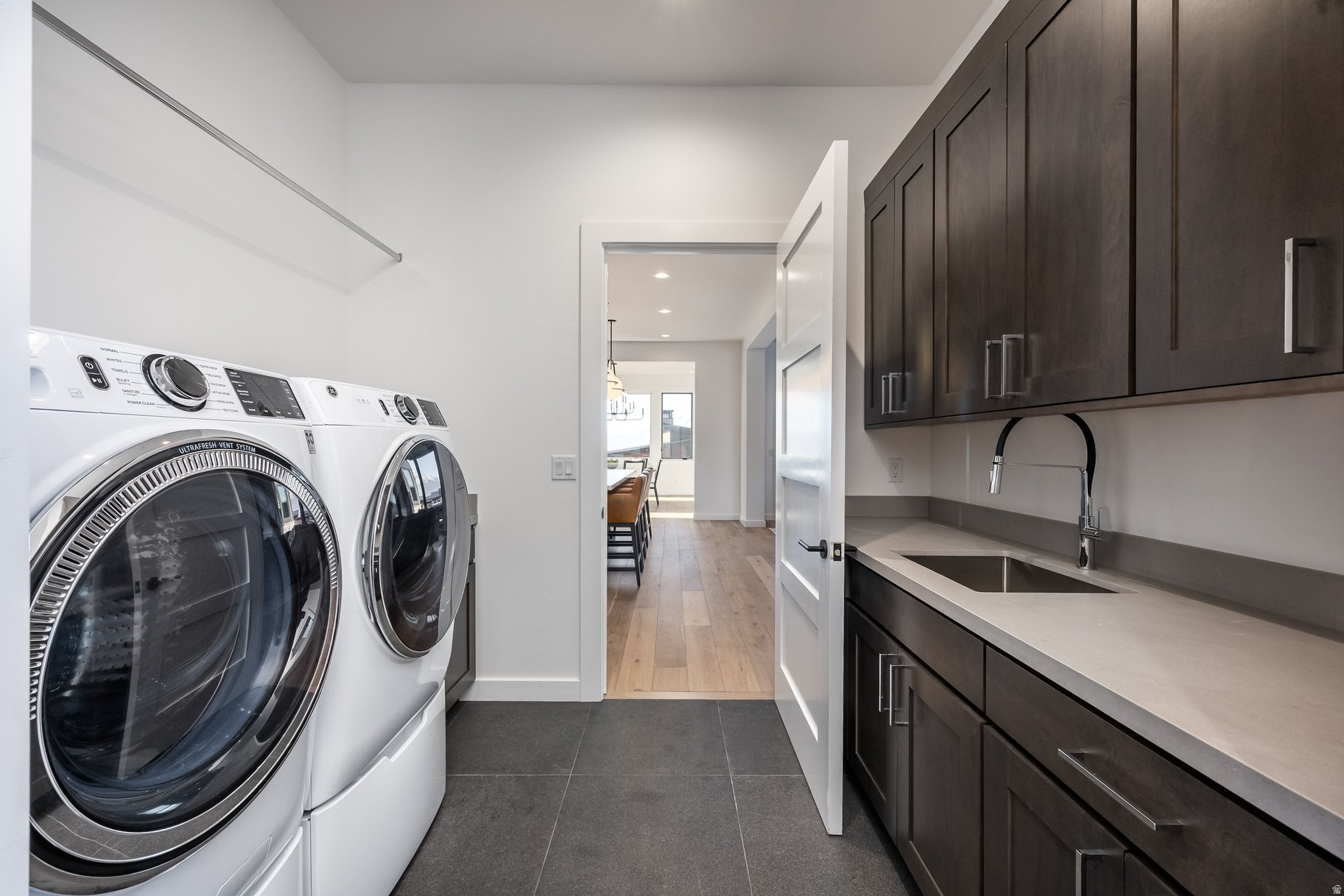 RED LEDGES - Residential