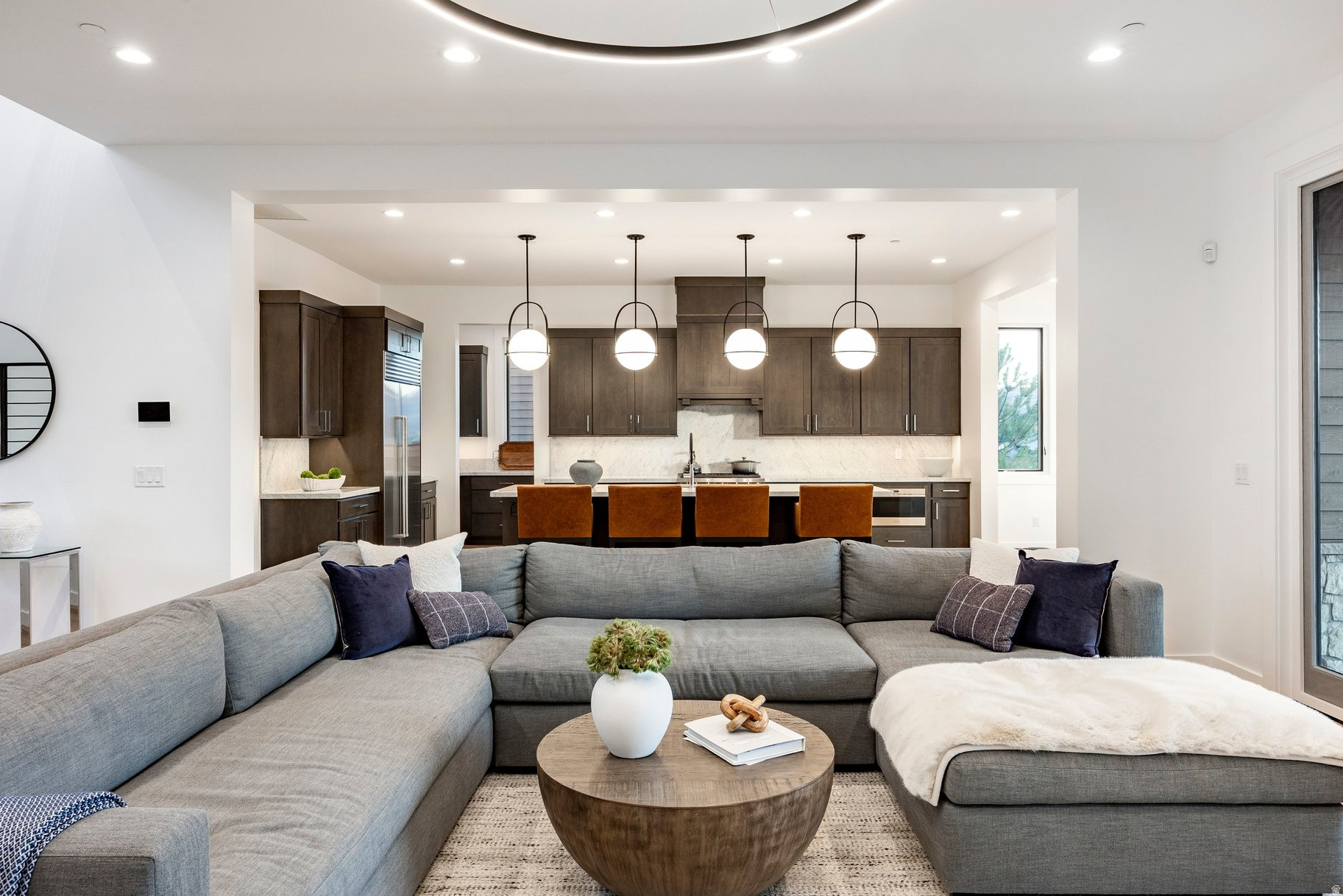 RED LEDGES - Residential