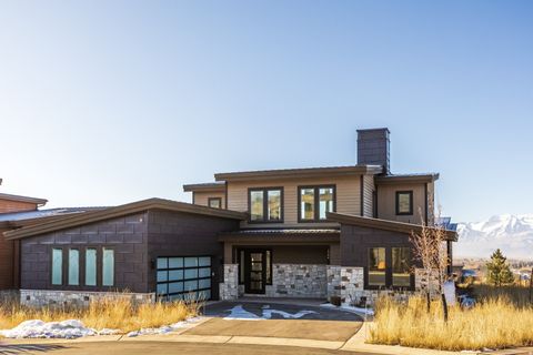 Tiny photo for 1746 E THOMPSON PEAK CIR, Heber City, UT 84032 (MLS # 2132677)