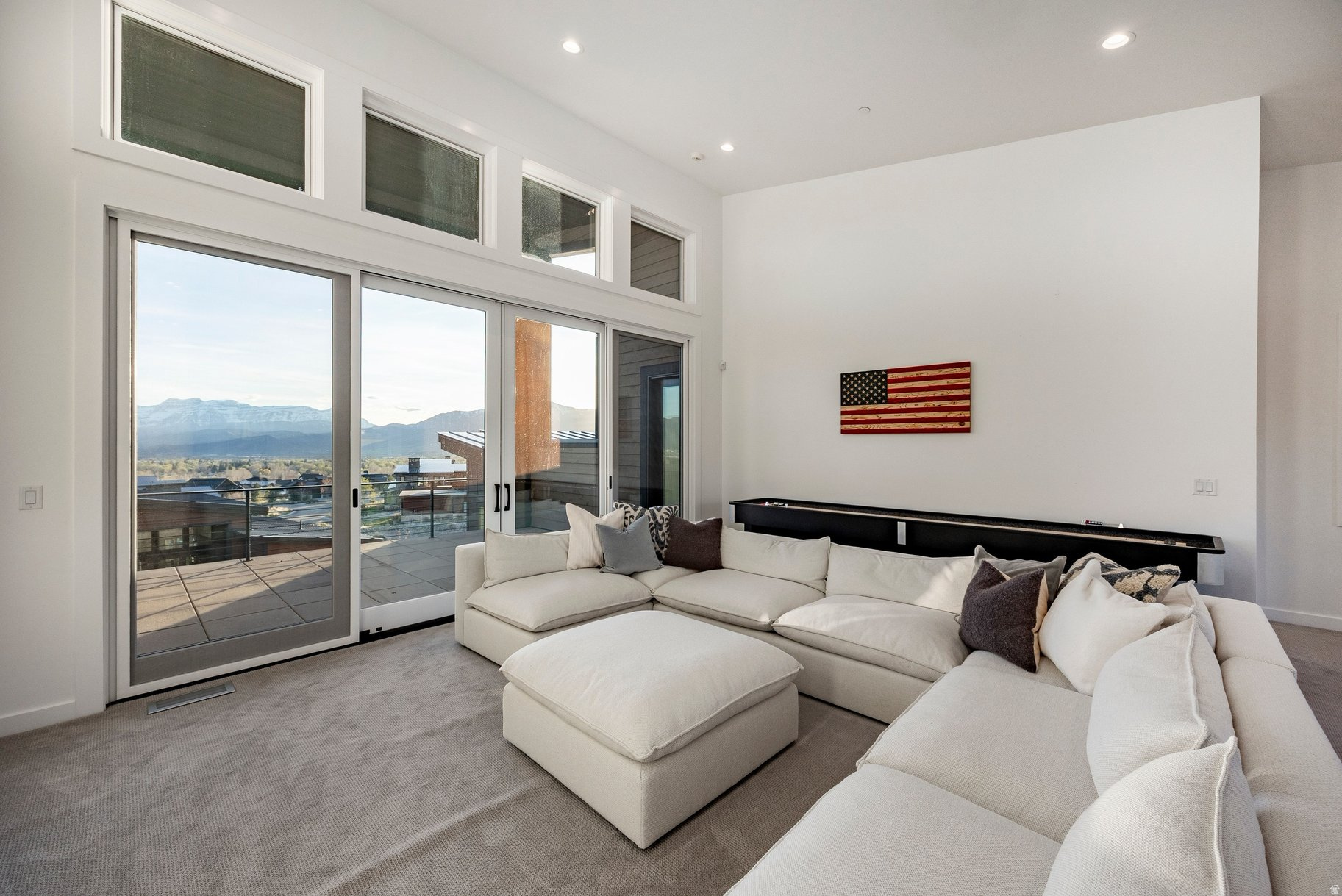 RED LEDGES - Residential