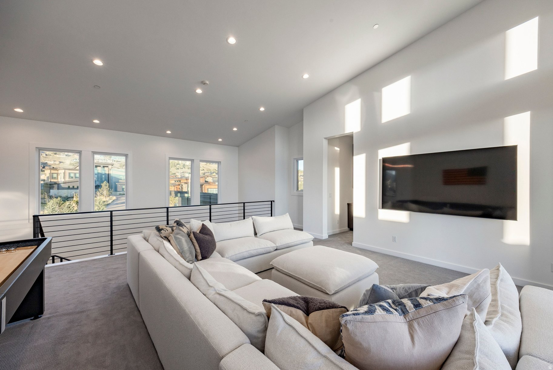 RED LEDGES - Residential