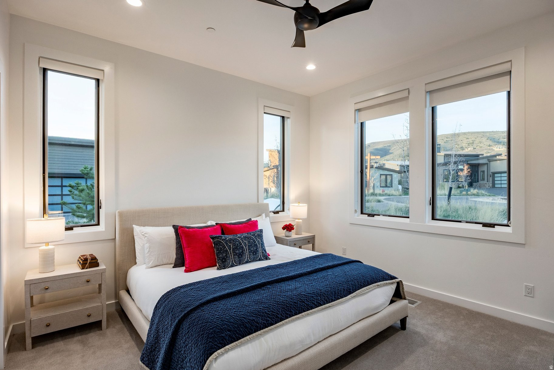 RED LEDGES - Residential