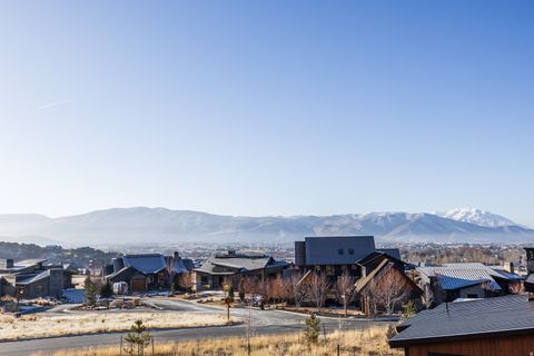 Tiny photo for 1746 E THOMPSON PEAK CIR, Heber City, UT 84032 (MLS # 2132677)