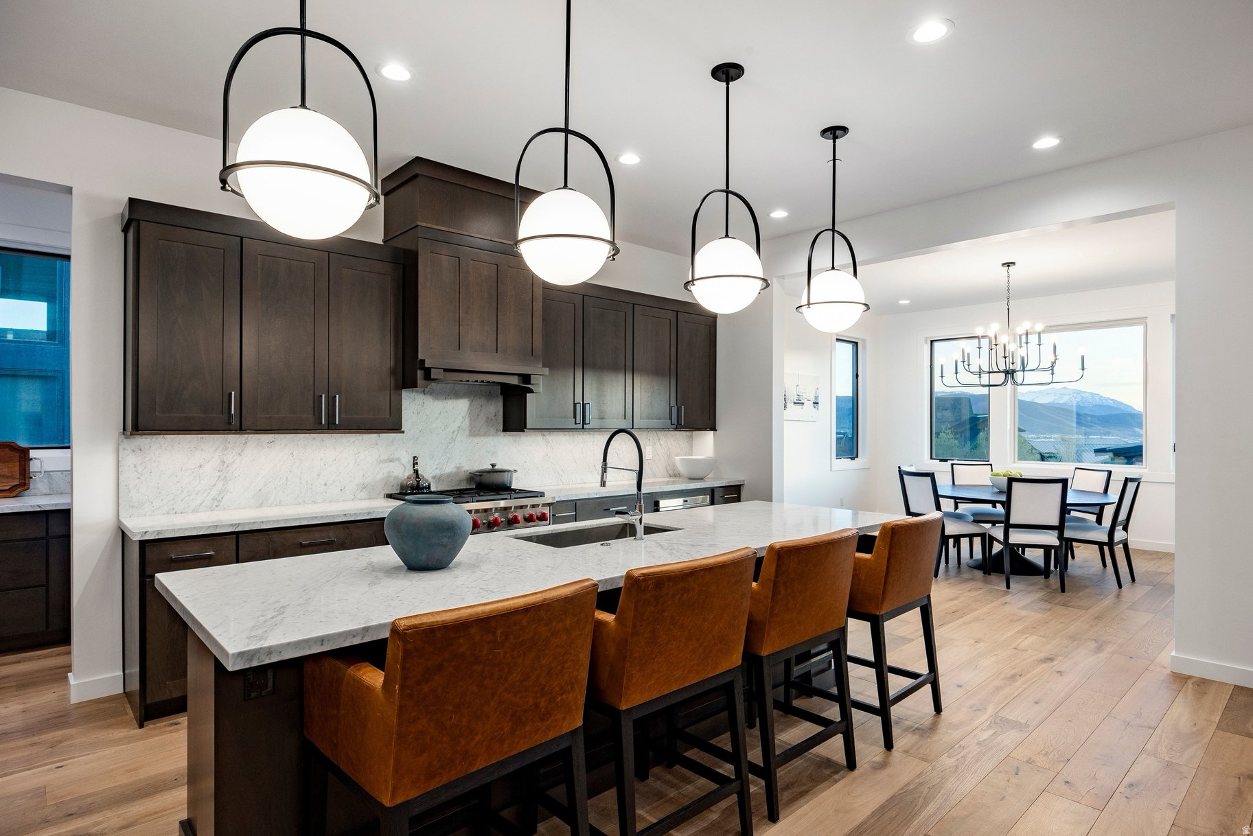 RED LEDGES - Residential