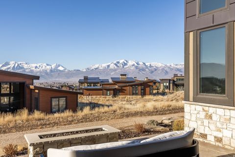 Tiny photo for 1746 E THOMPSON PEAK CIR, Heber City, UT 84032 (MLS # 2132677)